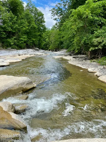 $60,000 | 39 Floral Avenue, Canajoharie, NY 13317