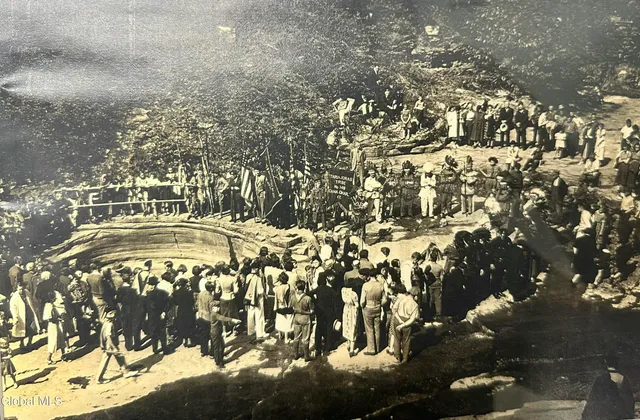 $60,000 | 39 Floral Avenue, Canajoharie, NY 13317