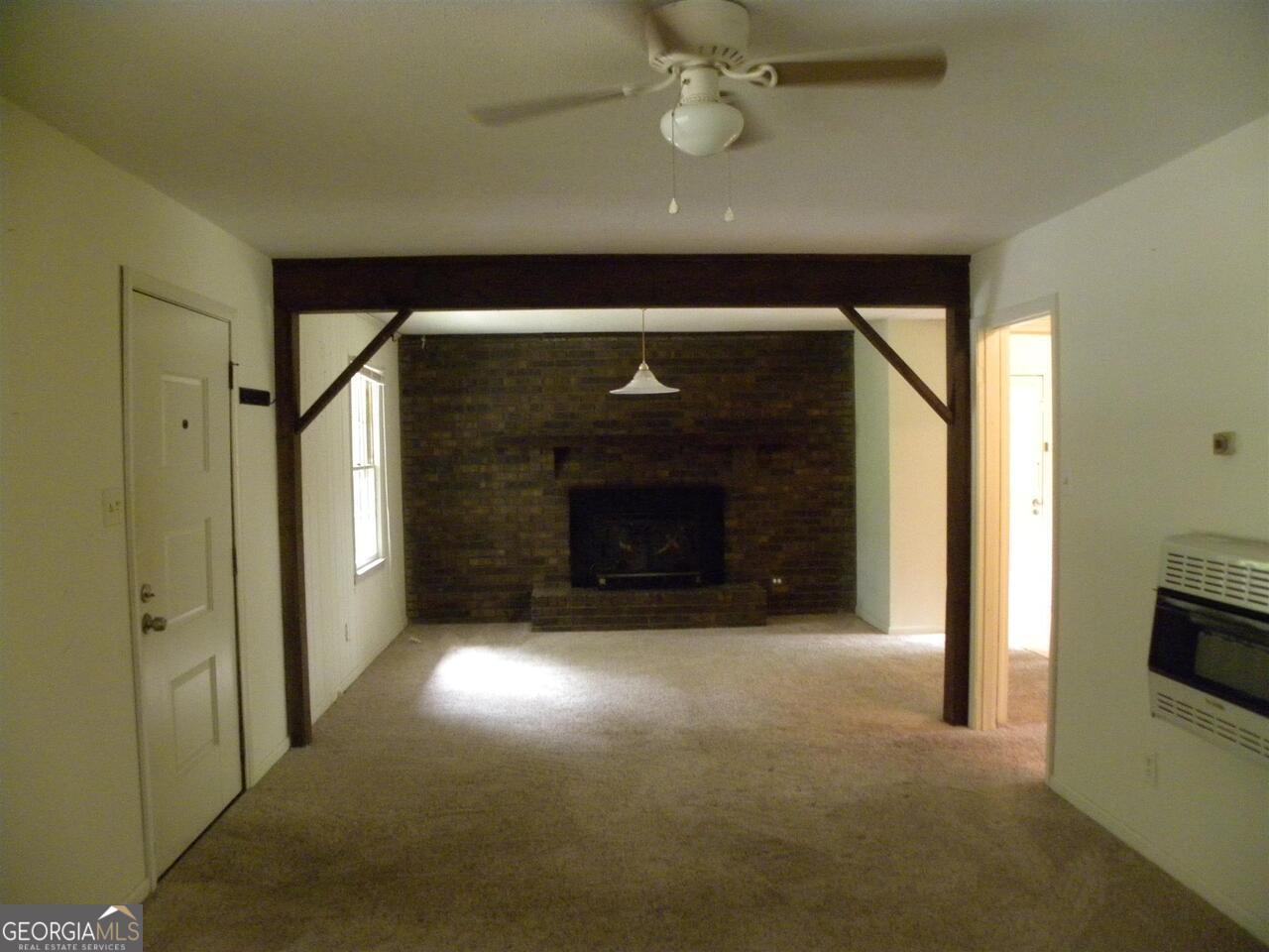 85 Hill Street Hartwell, GA 30643 - Photo 3 of 9