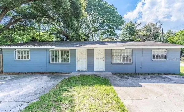 $1,350 | 1502 East Sewaha Street, Tampa, FL 33612