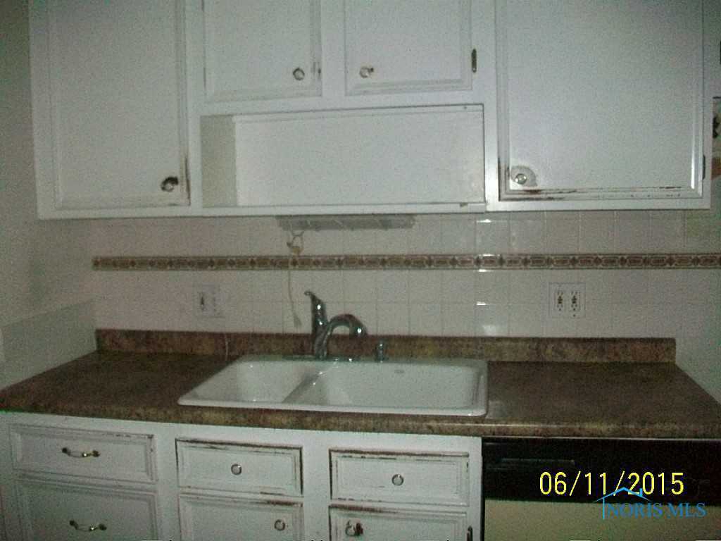 5462 Brook Point Road Toledo, OH 43611 - Photo 5 of 17 Gallery Image 5