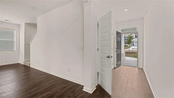 $359,700 | 302 Friendship Oak Way, Hampton, GA 30228