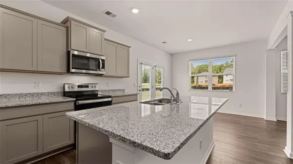 $359,700 | 302 Friendship Oak Way, Hampton, GA 30228