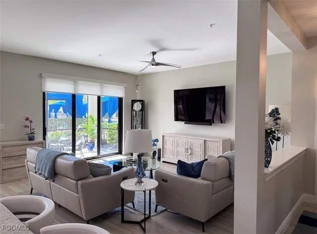 $3,100 | 15156 Palmer Lake Circle, Unit 103, Naples, FL 34109