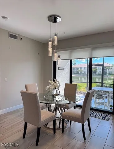 $3,100 | 15156 Palmer Lake Circle, Unit 103, Naples, FL 34109