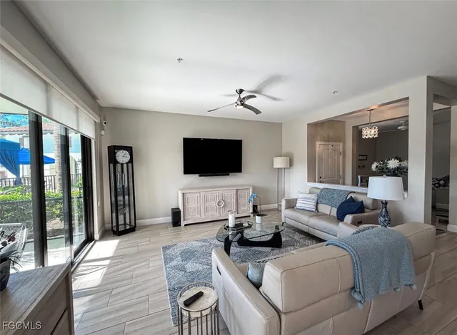 $3,100 | 15156 Palmer Lake Circle, Unit 103, Naples, FL 34109