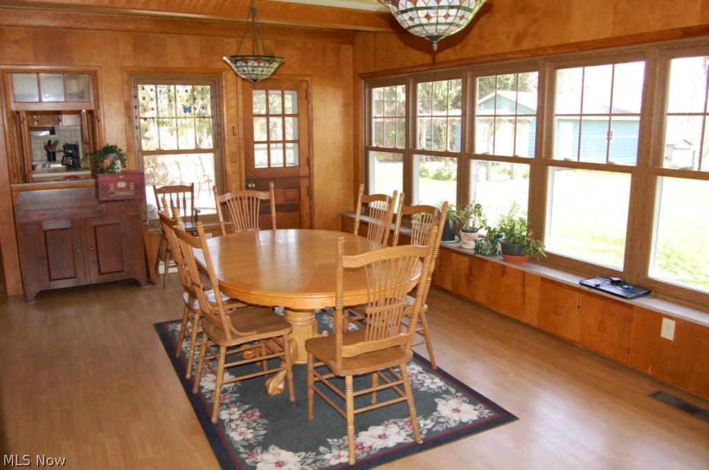 2040 Middleton Road Hudson, OH 44236 - Photo 9 of 24 Gallery Image 9