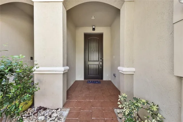 $3,000 | 346 Northeast 47th Place, Deerfield Beach, FL 33064