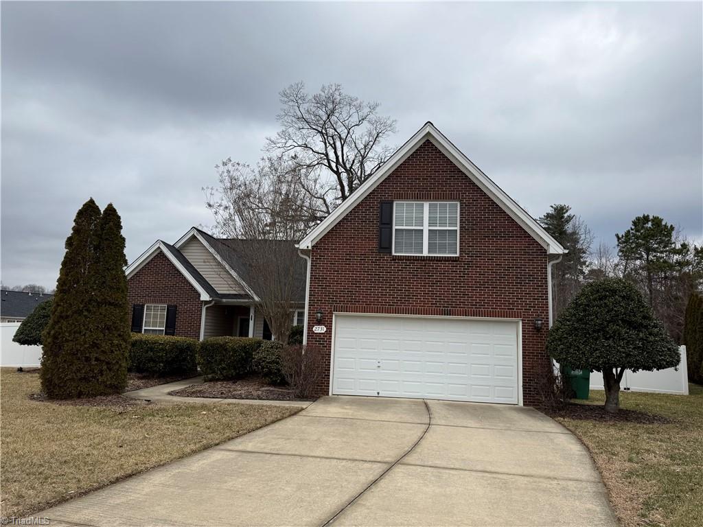 2731 Dandelion Drive High Point, NC 27265 - Photo 2 of 35