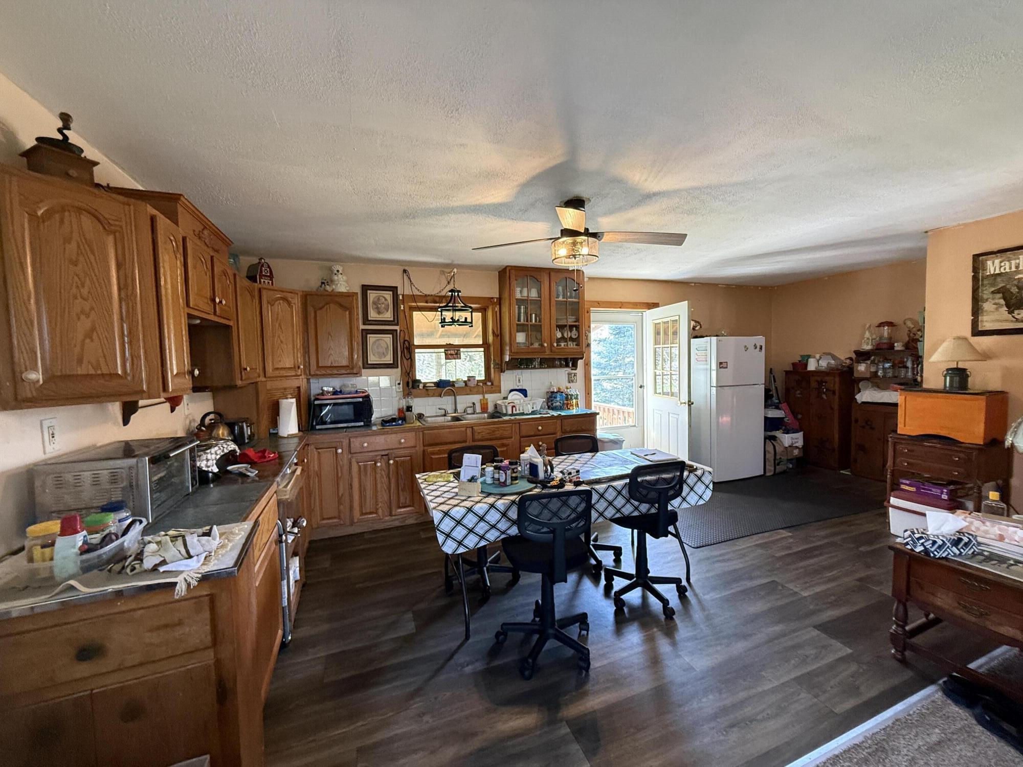 1525 South Poplar Road Custer, MI 49405 - Photo 37 of 70 KITCHEN