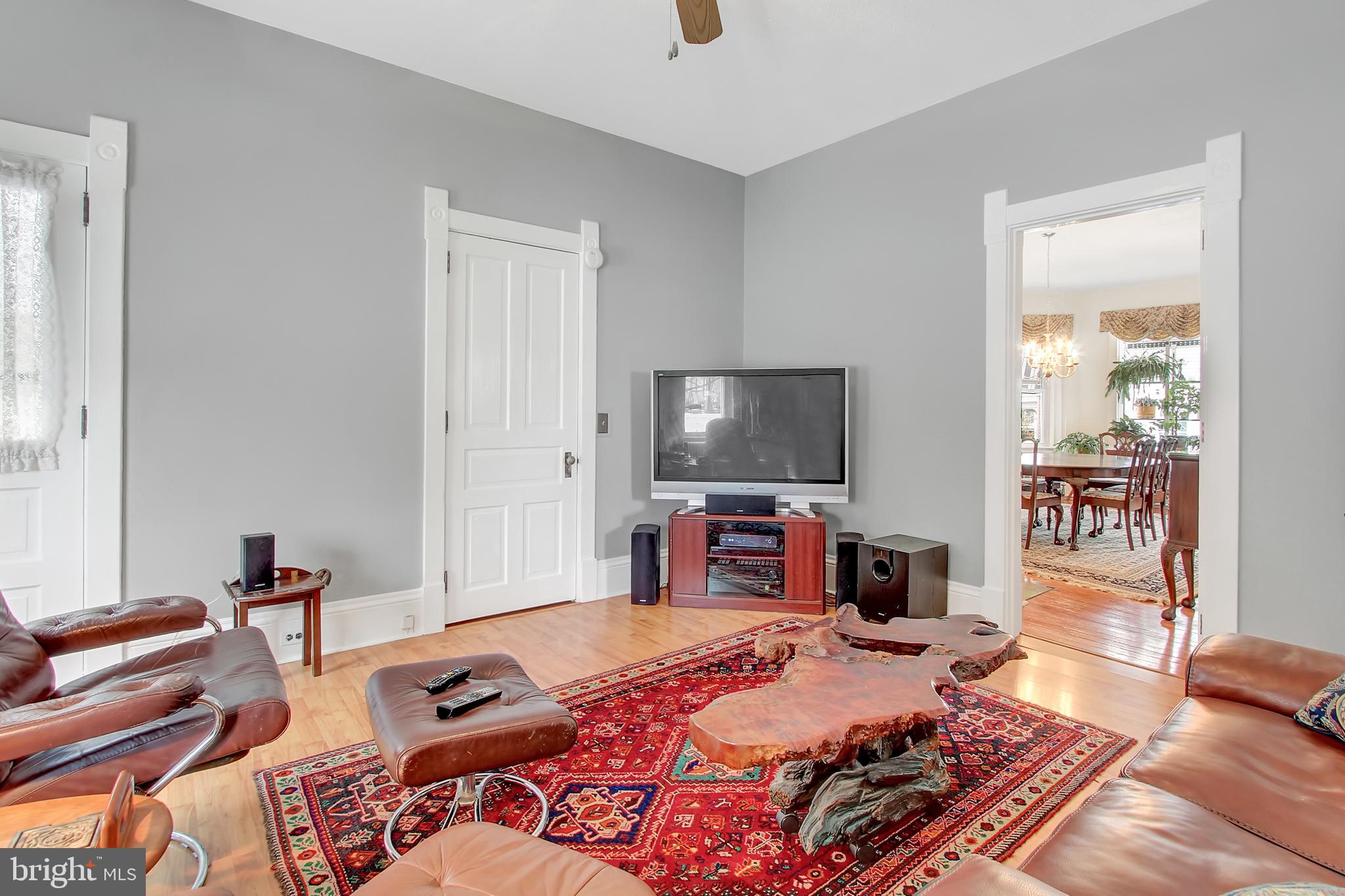 31 West Cherry Street Rising Sun, MD 21911 - Photo 10 of 35 Cozy living