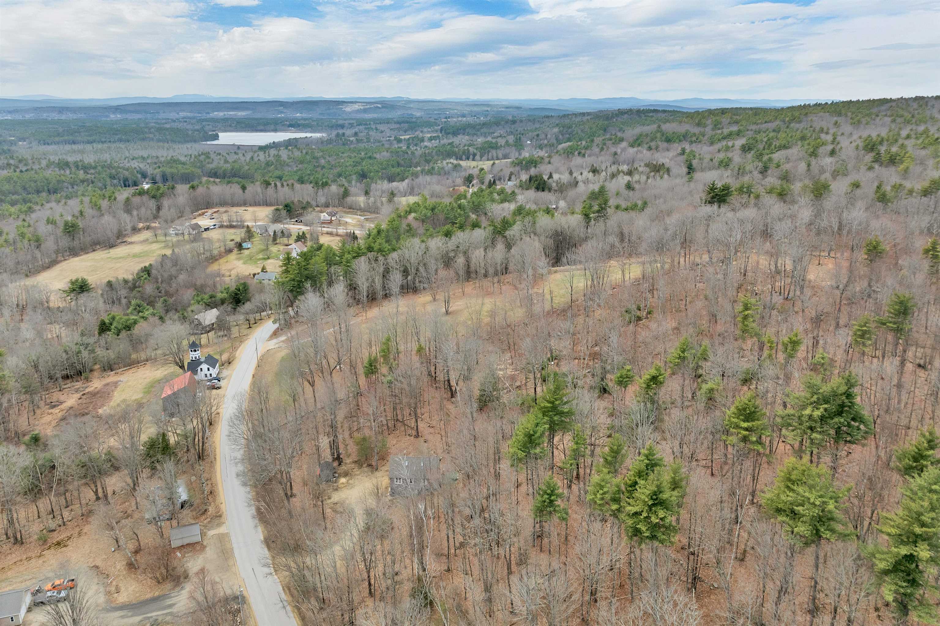 7298 Oak Hill Road Loudon, NH 03307 - Photo 15 of 23