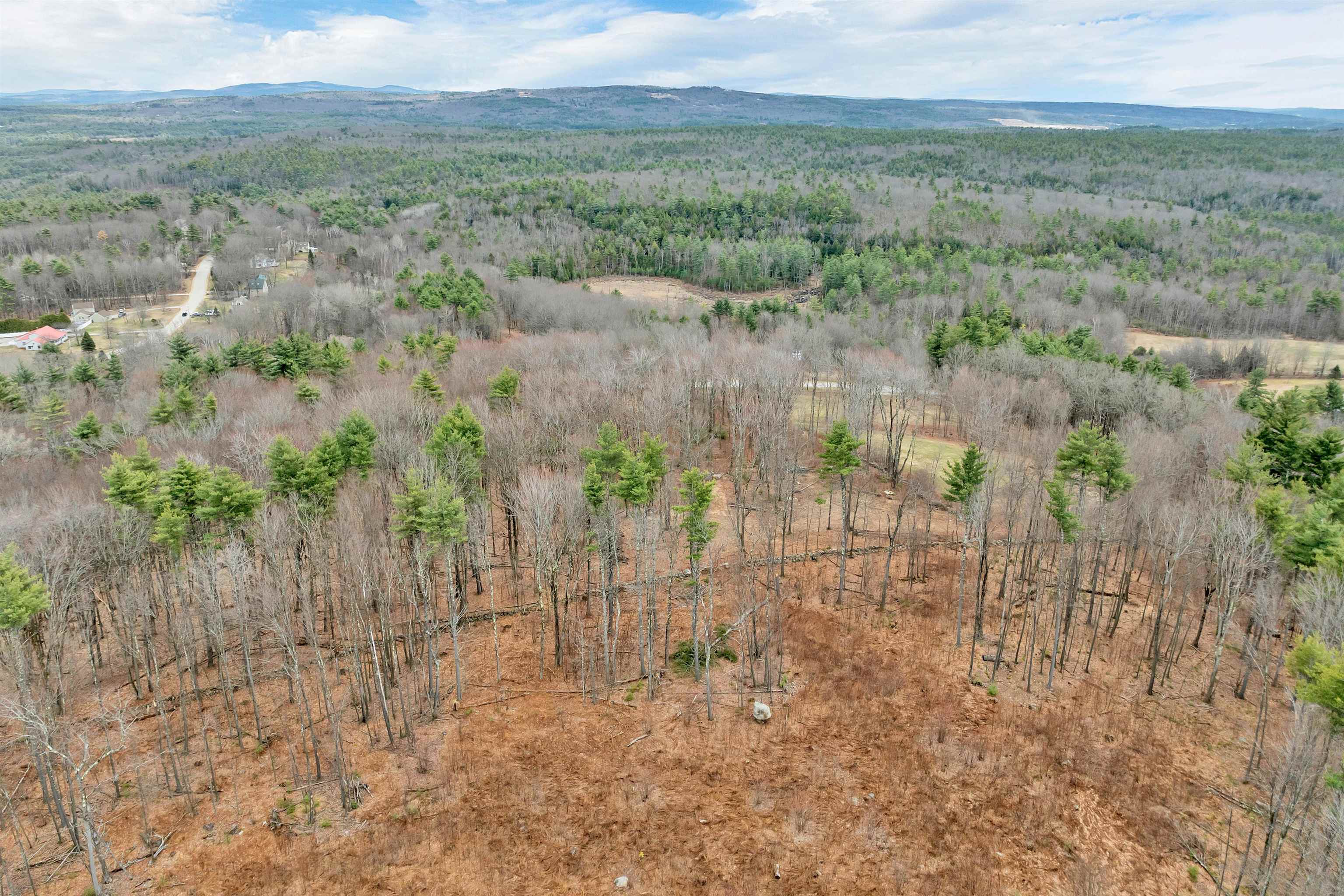 7298 Oak Hill Road Loudon, NH 03307 - Photo 17 of 23