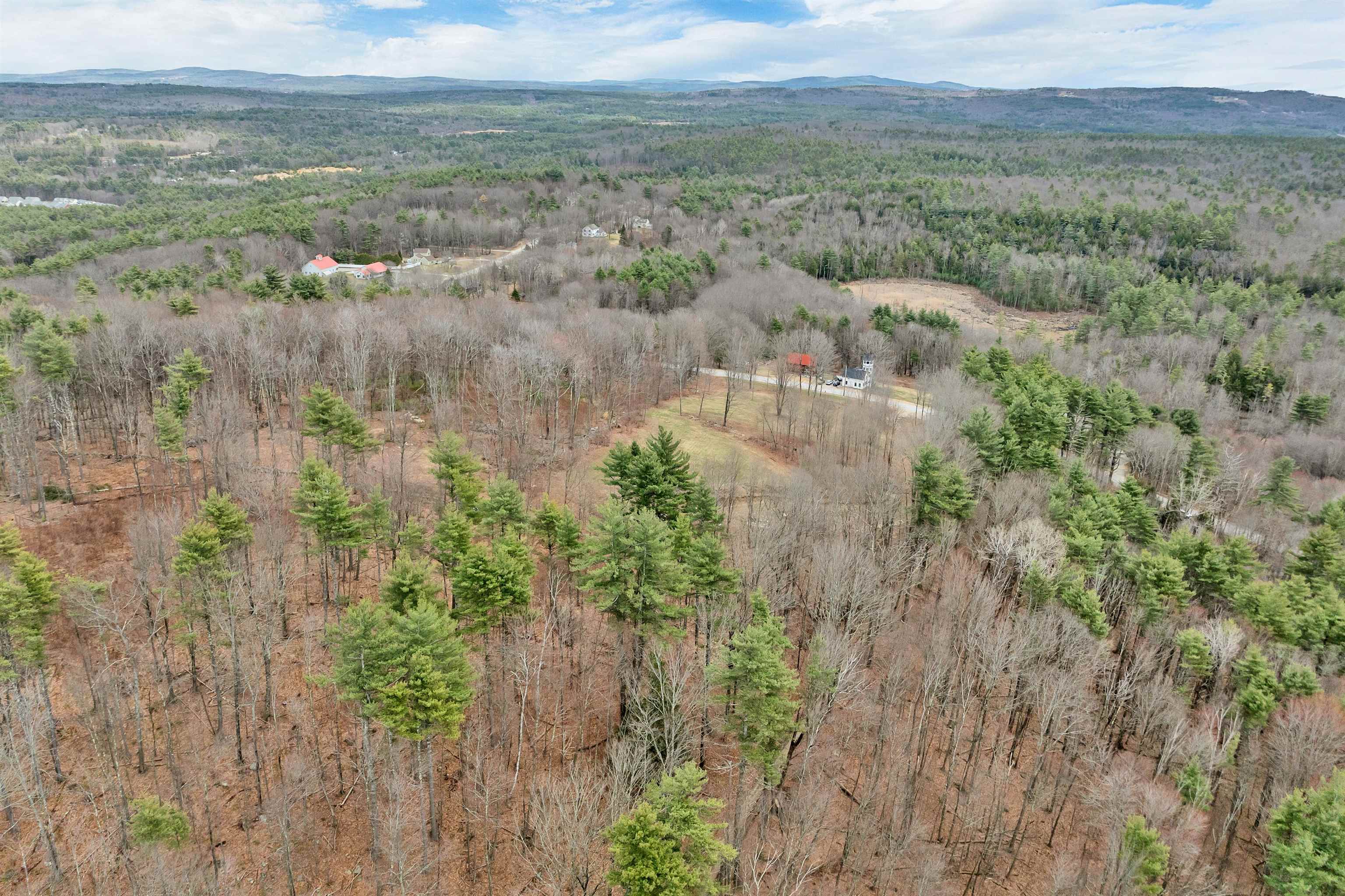 7298 Oak Hill Road Loudon, NH 03307 - Photo 19 of 23