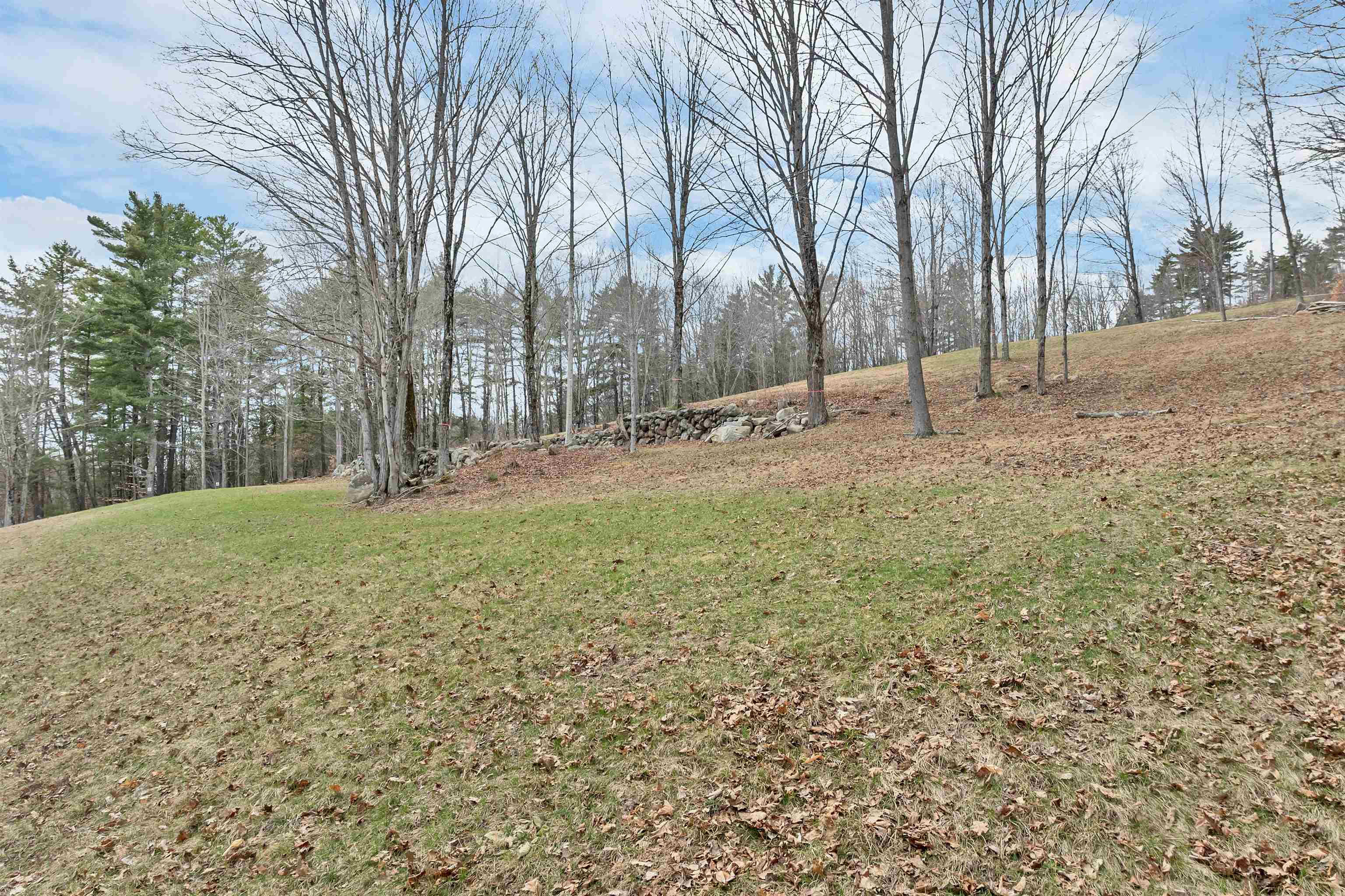7298 Oak Hill Road Loudon, NH 03307 - Photo 4 of 23