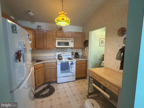 $259,000 | 121 Brookland Court, Unit 8, Winchester, VA 22602