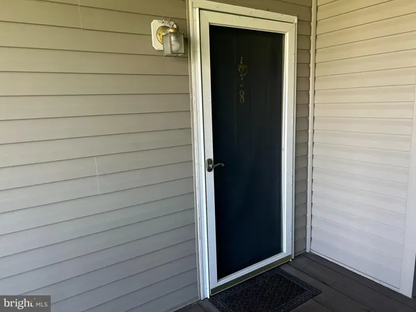 $259,000 | 121 Brookland Court, Unit 8, Winchester, VA 22602