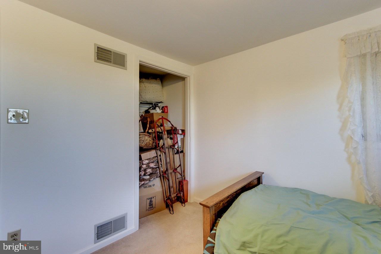 967 Trinity Road York, PA 17408 - Photo 14 of 24 Gallery Image 14