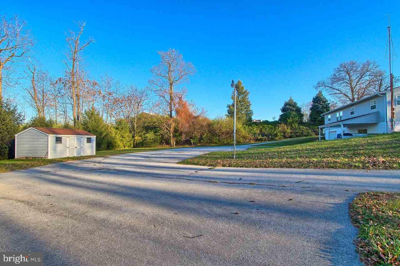 967 Trinity Road York, PA 17408 - Photo 23 of 24 Gallery Image 23