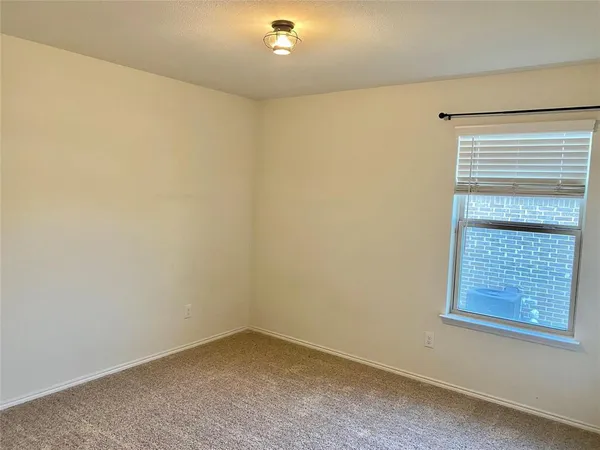 $2,195 | 448 Saguaro Drive, Fort Worth, TX 76052