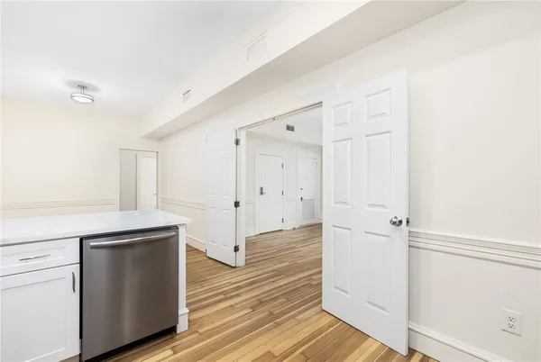 $2,400 | 54 Sutton Street, Unit 3, Providence, RI 02903