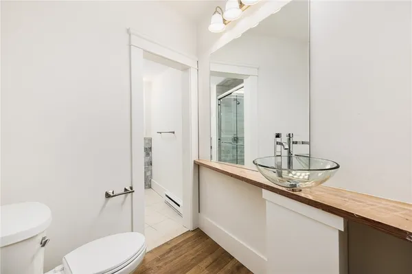 $2,400 | 54 Sutton Street, Unit 3, Providence, RI 02903