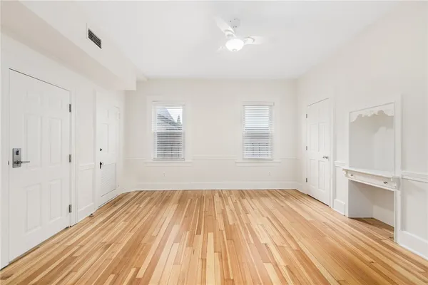 $2,400 | 54 Sutton Street, Unit 3, Providence, RI 02903