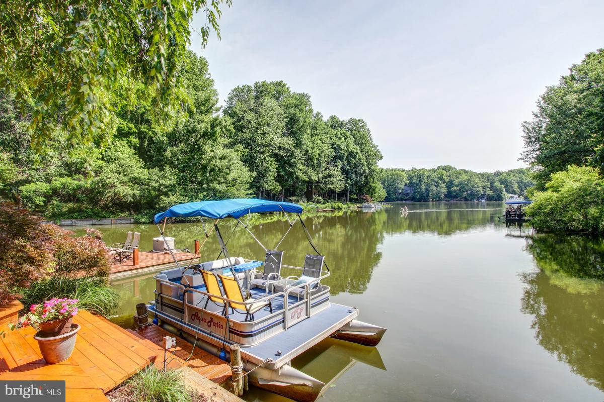 2016 Turtle Pond Drive Reston, VA 20191 - Photo 27 of 30 Launch point for everything Lake Thoreau offers!