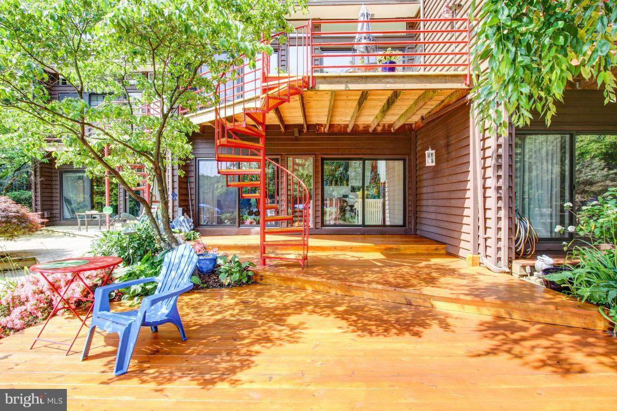 2016 Turtle Pond Drive Reston, VA 20191 - Photo 28 of 30 You won't want to leave! Make this yours!