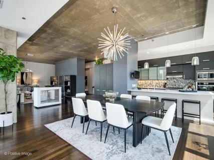 $1,279,000 | 550 North St Clair Street, Unit 2402, Chicago, IL 60611