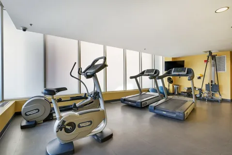 $1,279,000 | 550 North St Clair Street, Unit 2402, Chicago, IL 60611