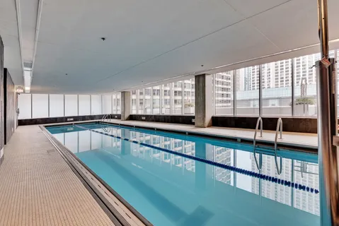 $1,279,000 | 550 North St Clair Street, Unit 2402, Chicago, IL 60611
