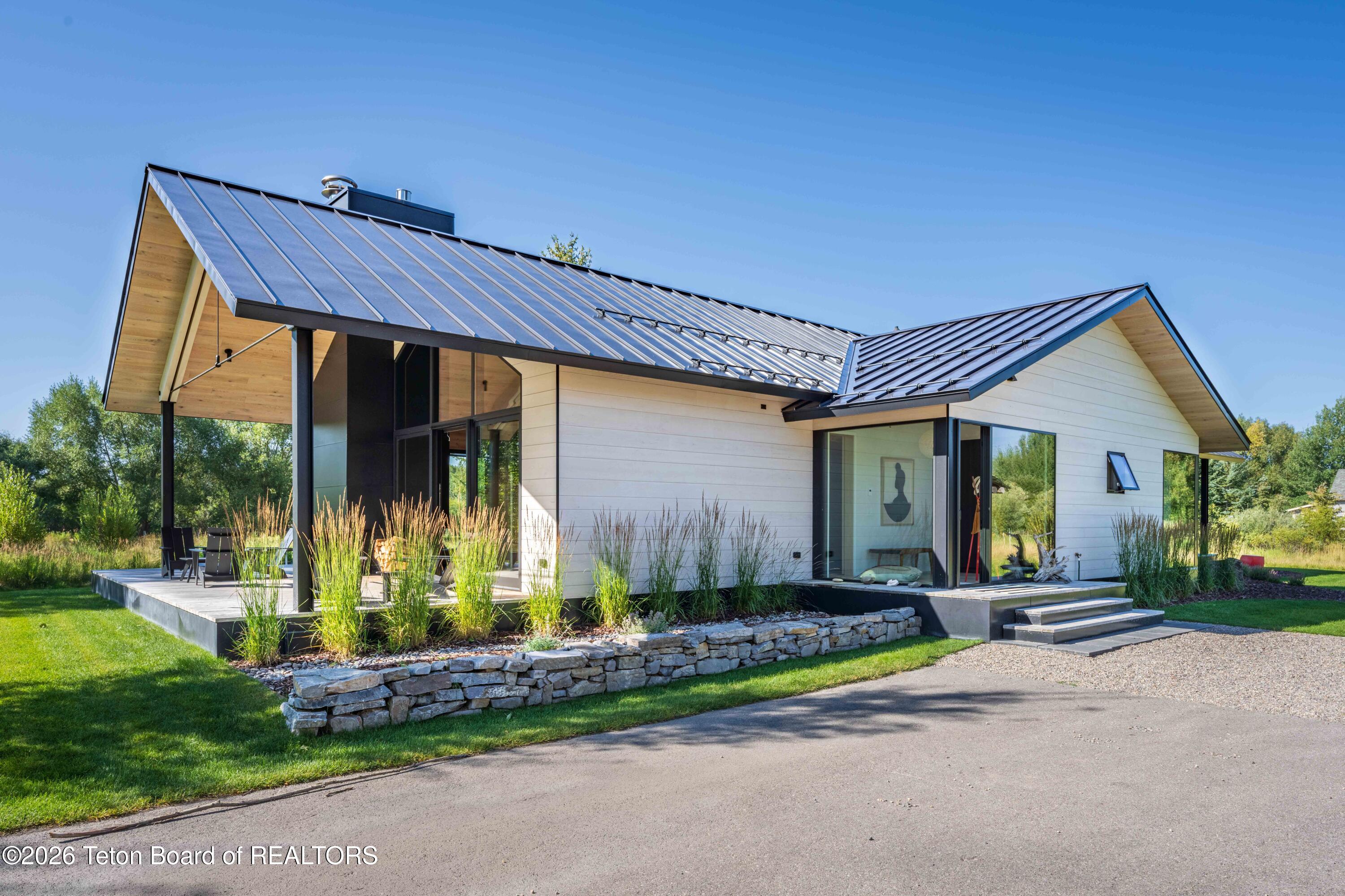 2075 South Park Ranch Road Jackson, WY 83001 - Photo 4 of 52 SPR_JGPhoto-17