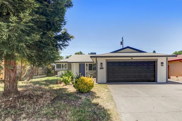 $499,500 | 5986 Marlin Circle, Carmichael, CA 95608