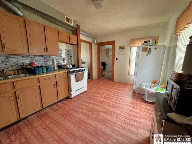 $84,000 | 707 Monroe Street, Dunkirk, NY 14048