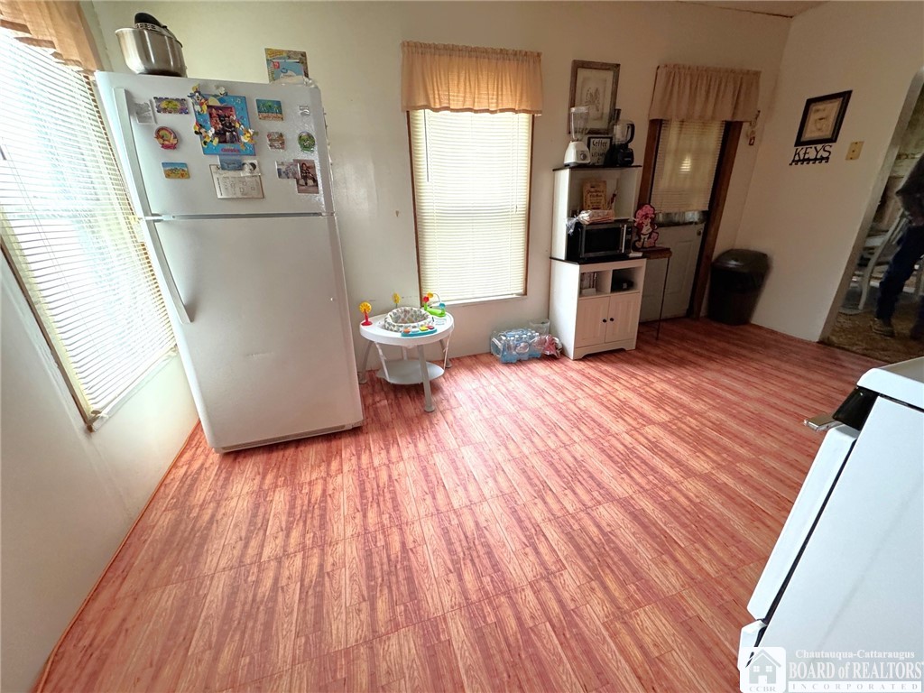 707 Monroe Street Dunkirk, NY 14048 - Photo 4 of 16