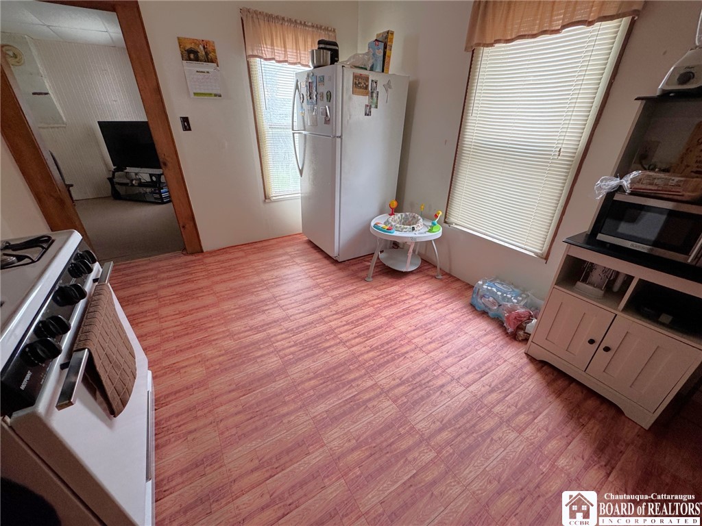 707 Monroe Street Dunkirk, NY 14048 - Photo 5 of 16