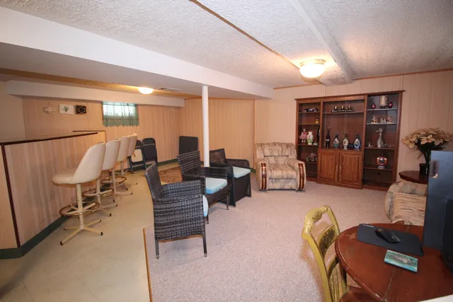 $325,000 | 3332 West 108th Street, Chicago, IL 60655