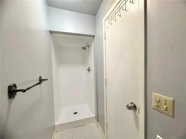 $136,000 | 4120 Parklawn Avenue, Unit 134, Edina, MN 55435