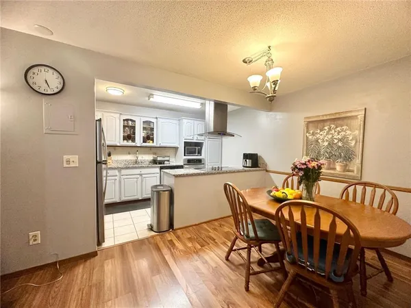 $136,000 | 4120 Parklawn Avenue, Unit 134, Edina, MN 55435