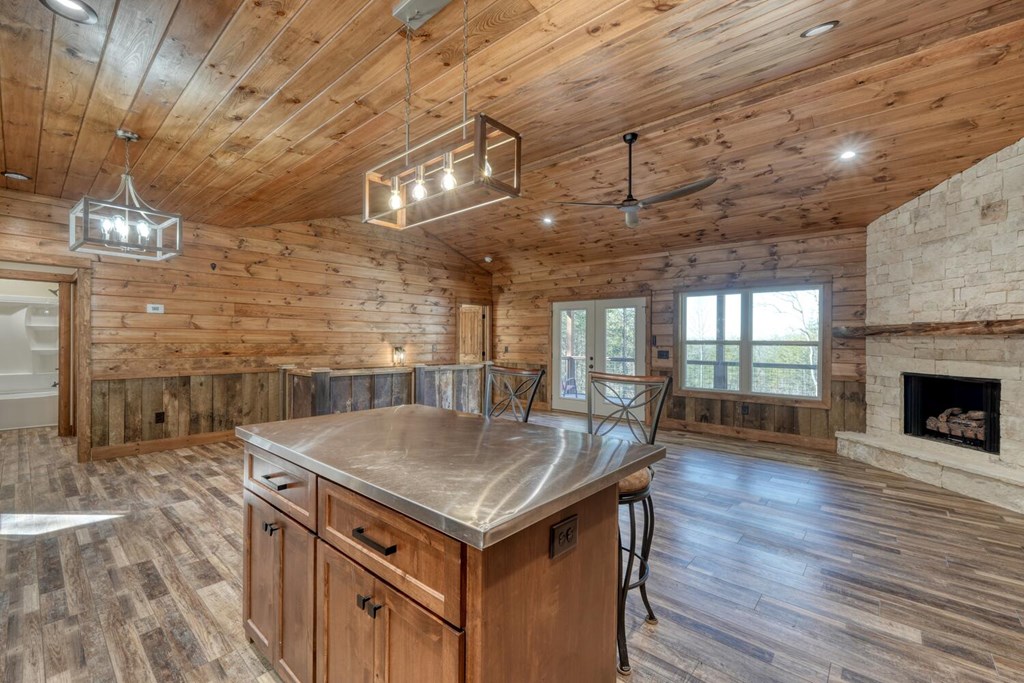 1661 Mauney Circle Blairsville, GA 30512 - Photo 18 of 63