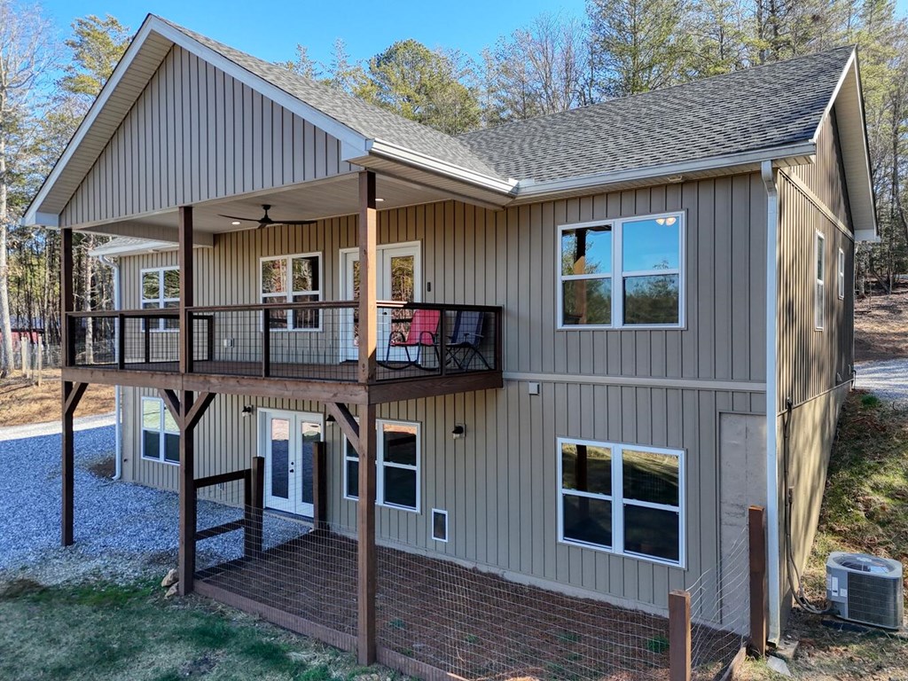 1661 Mauney Circle Blairsville, GA 30512 - Photo 5 of 63