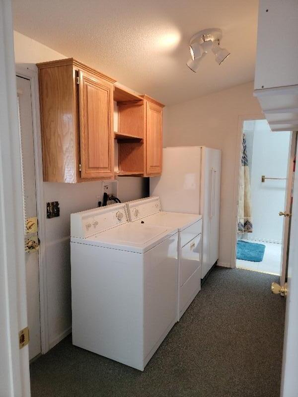 1831 Terret Road La Pine, OR 97739 - Photo 21 of 49 large laundry room. has access to back door and bathroom. It is located just off the kitchen area.