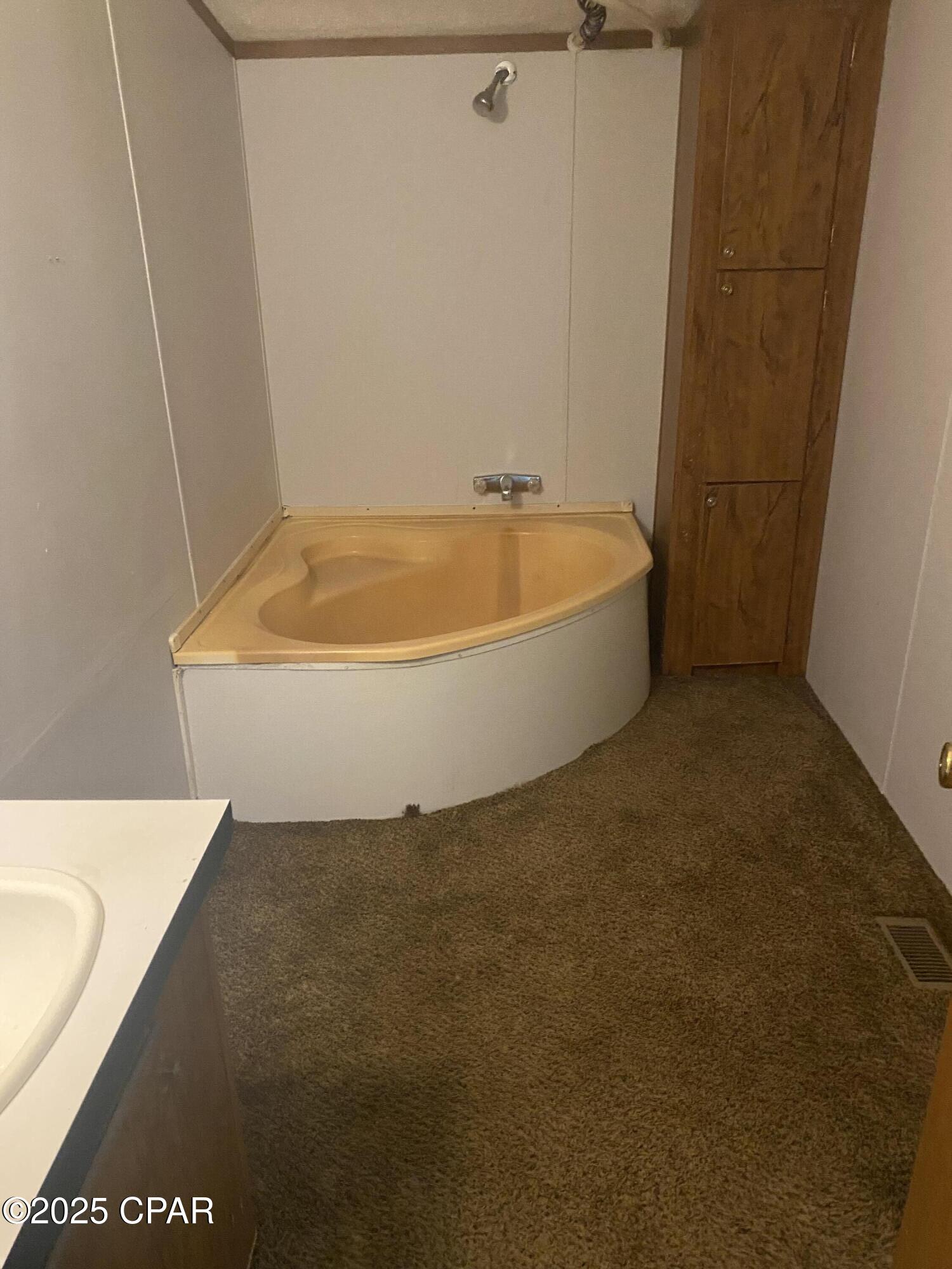 1386 Parker Road Grand Ridge, FL 32442 - Photo 15 of 23