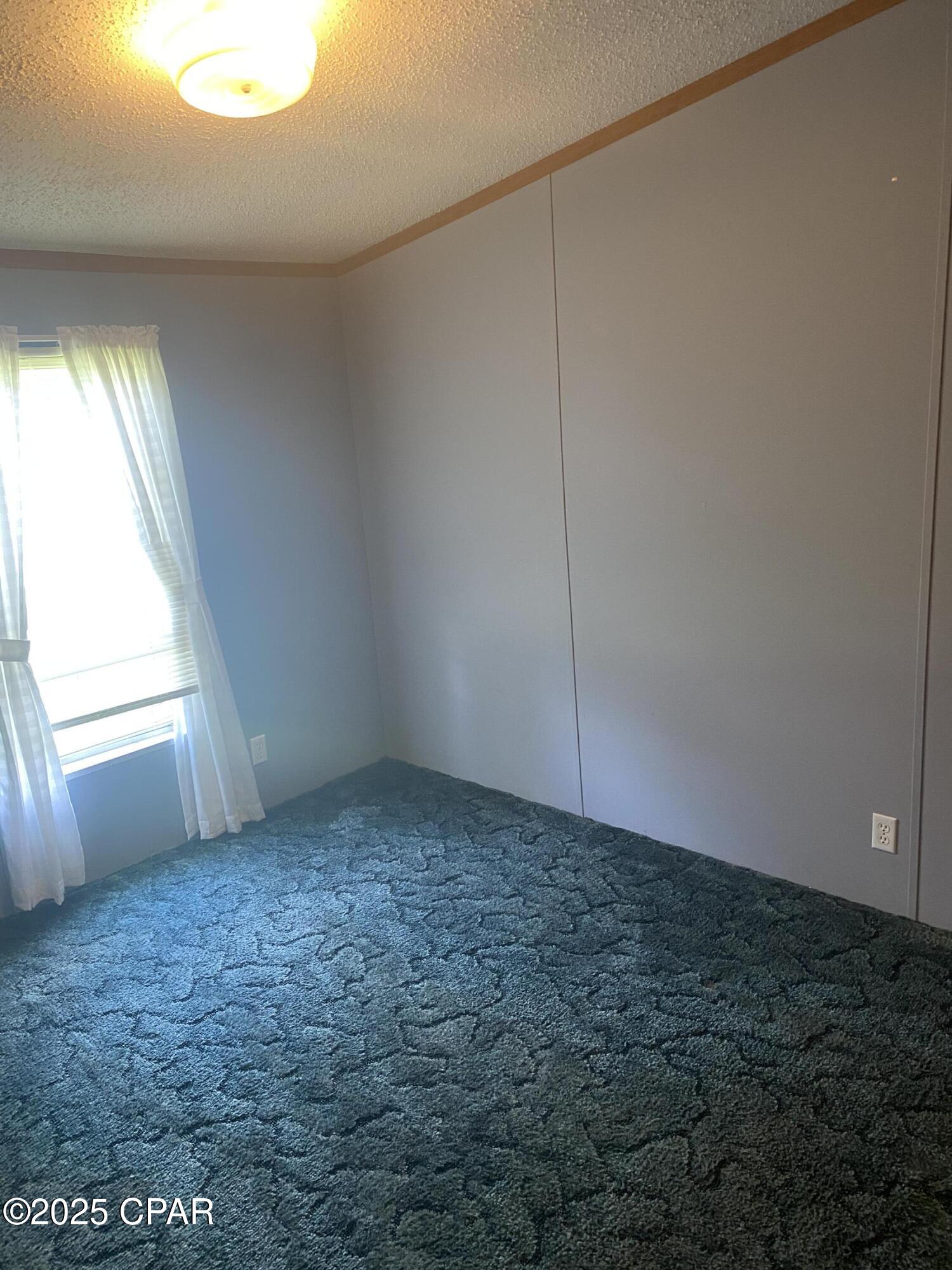 1386 Parker Road Grand Ridge, FL 32442 - Photo 19 of 23