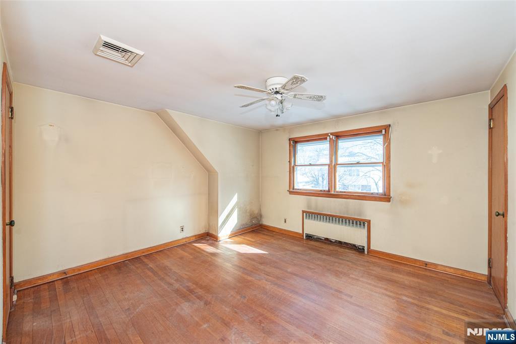 90 Dick Street Clifton, NJ 07013 - Photo 15 of 21