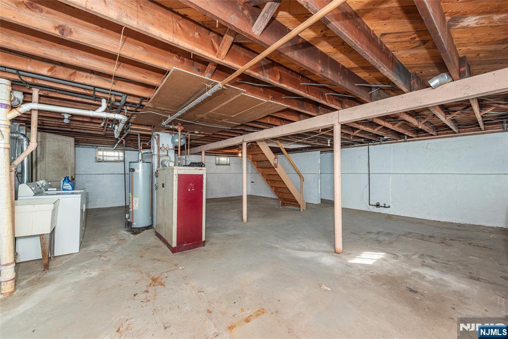 90 Dick Street Clifton, NJ 07013 - Photo 18 of 21