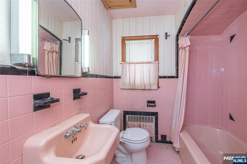 90 Dick Street Clifton, NJ 07013 - Photo 7 of 21