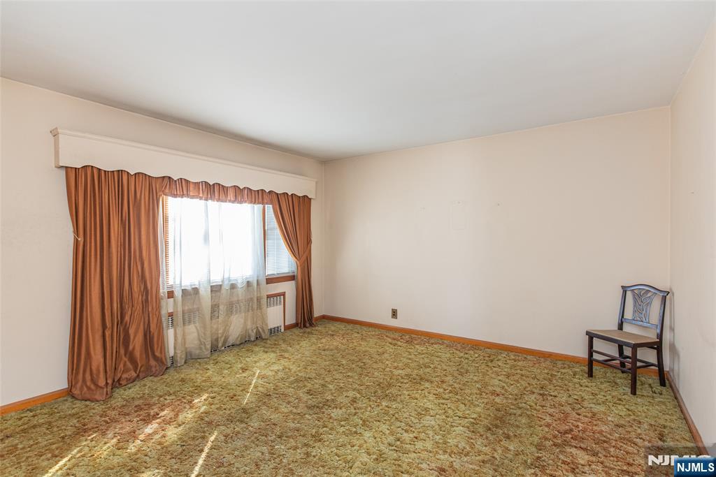 90 Dick Street Clifton, NJ 07013 - Photo 8 of 21