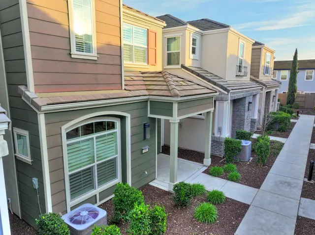 $429,500 | 3280 Hummingbird Court, West Sacramento, CA 95691